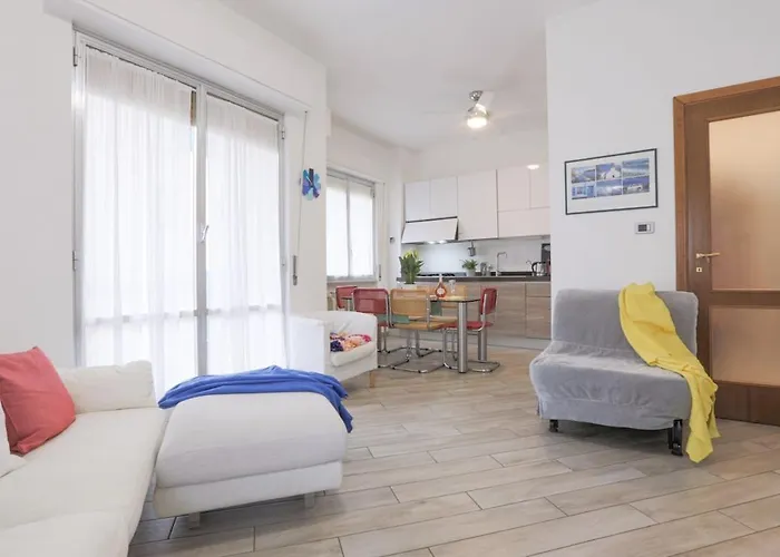 Vicino Stazione דירה ג'נובה