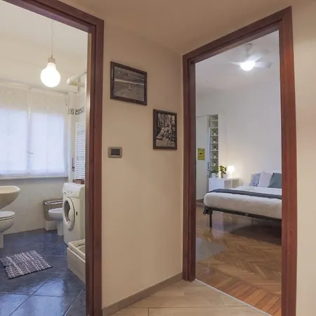 Vicino Stazione Apartment *