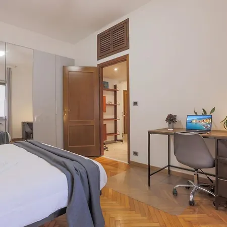 Vicino Stazione Apartment *