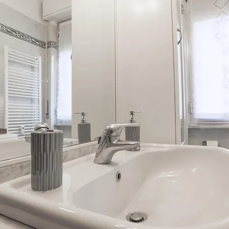 Apartment Vicino Stazione Genoa